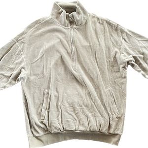 ESSENTIALS Green XL velvet collared tee